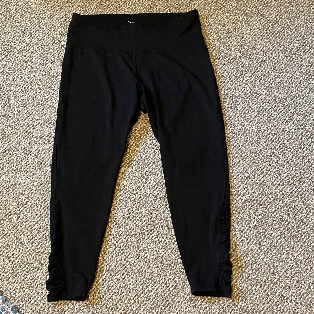 Old Navy Active Black Go-Dry Leggings